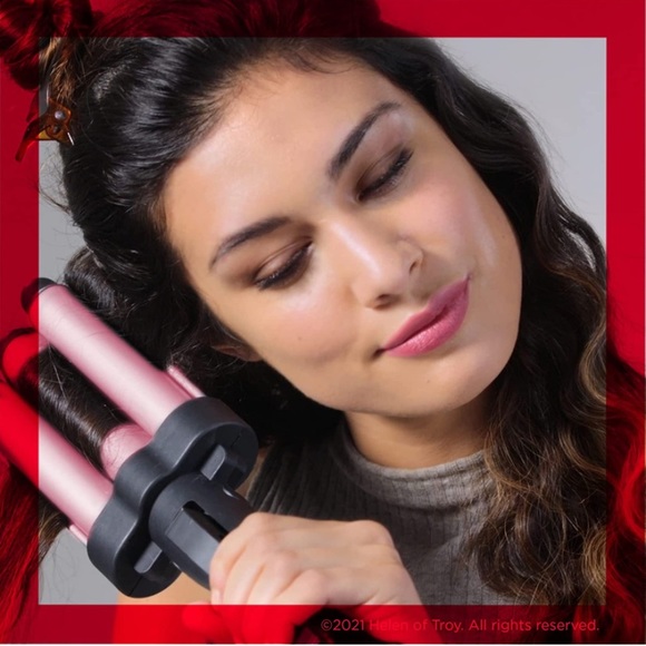 Revlon 3 Barrel Jumbo Hair Waver | Long-Lasting, Natural Looking Waves, NEW - Picture 3 of 6